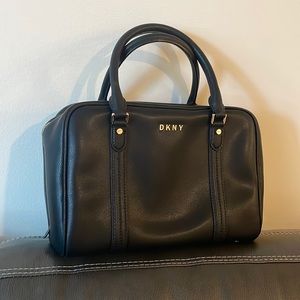 DKNY doctors bag with crossbody